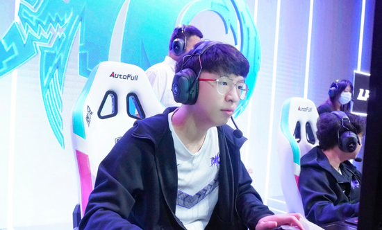 八月新游大解析 无畏契约与远光84激战正酣